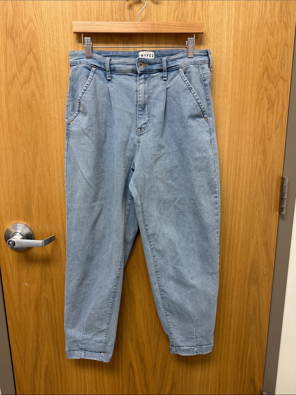 Frayed Brand Pleated Ankle High Rise Light Blue Women's Cropped Relaxed Jeans